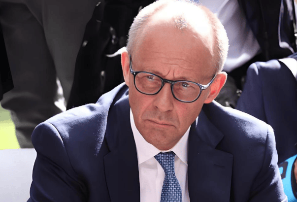 在中国待了两天一夜，德国总理默茨变了，完全没了之前高高在上的样子:成都朴真园艺有限公司价格